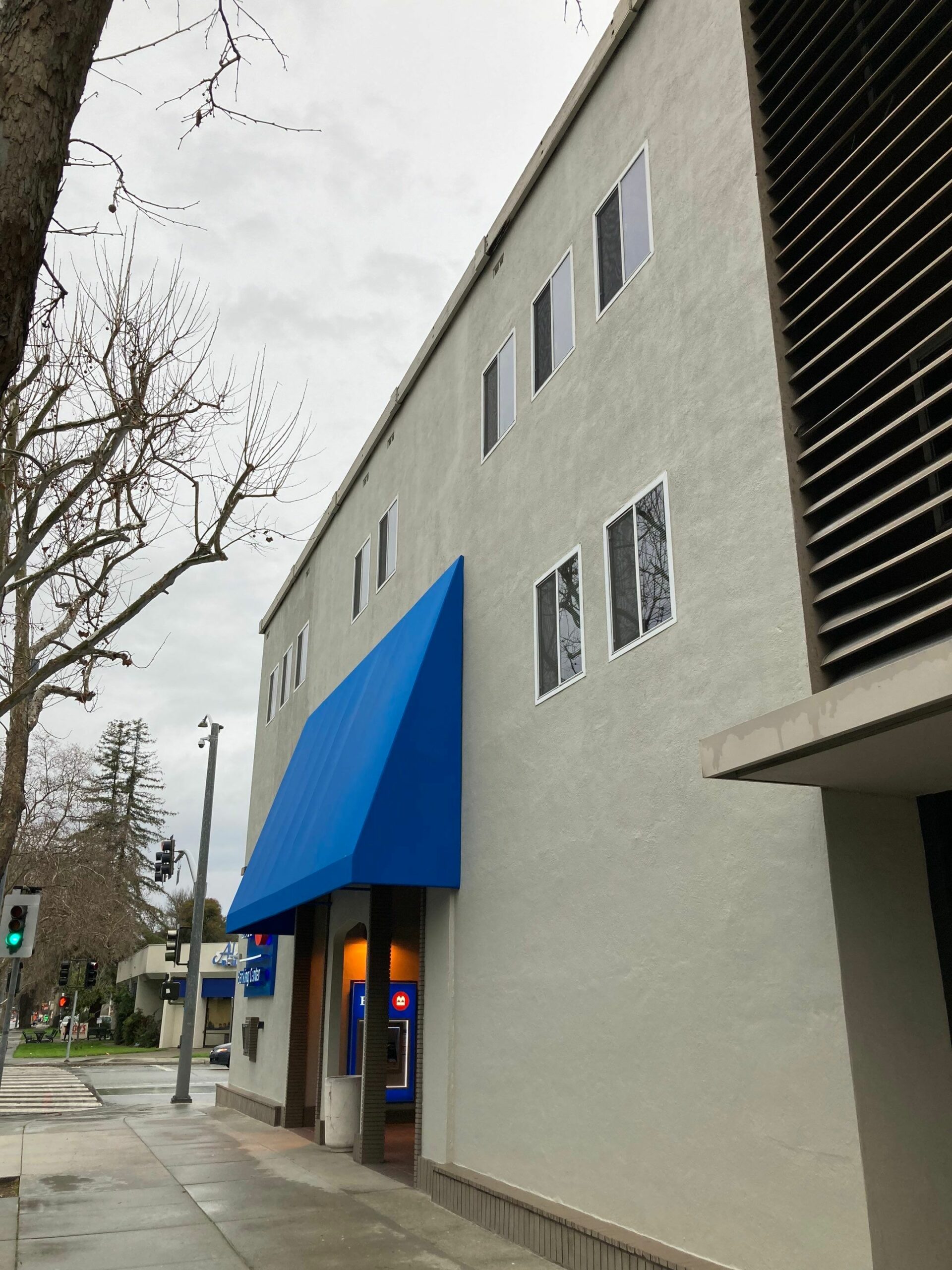 stratus-case-study-bank-after3 finished exterior on a financial institution